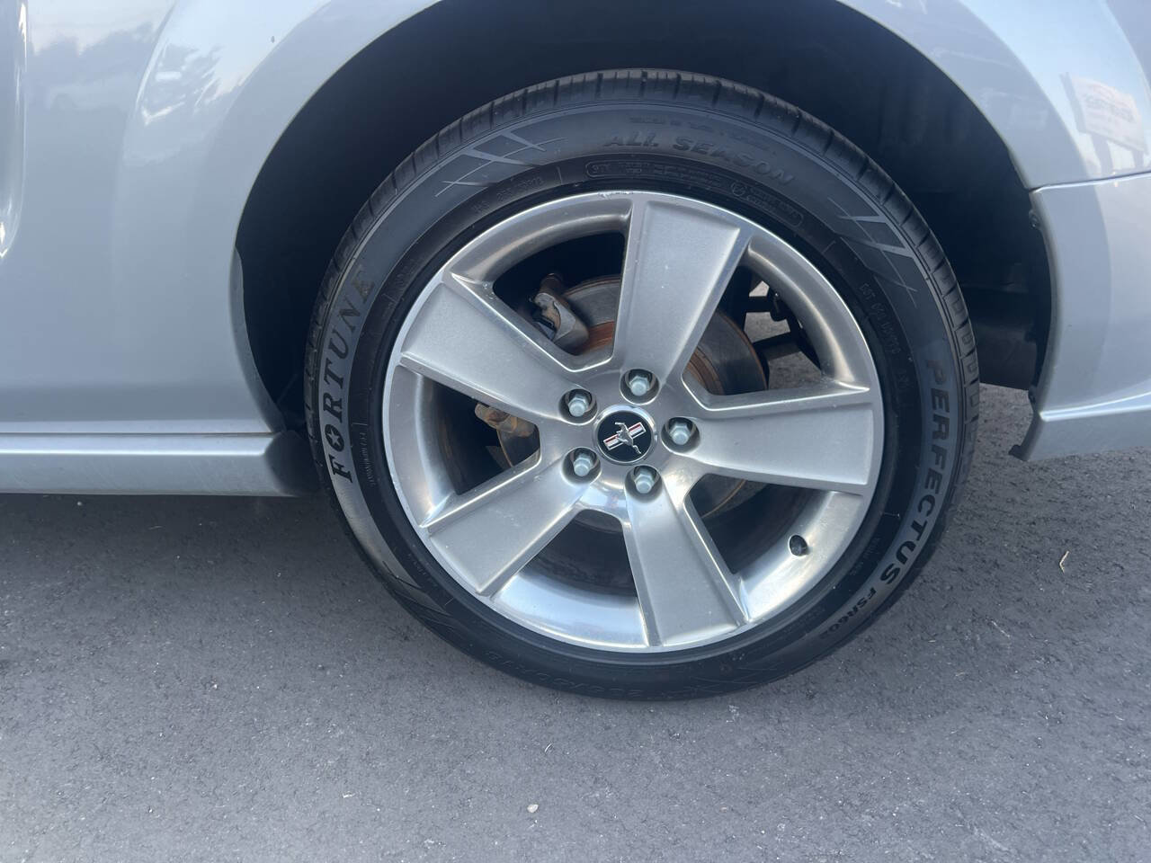 Used 2006 Ford Mustang GT image 19