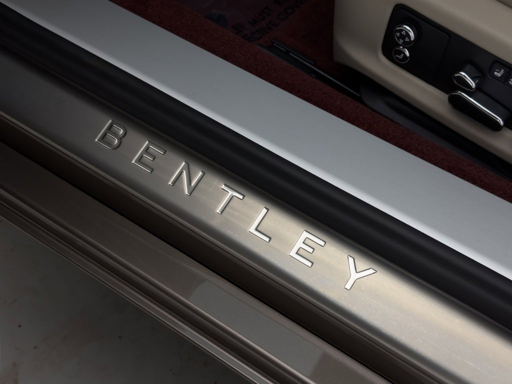 Certified 2024 Bentley Continental GT image 8
