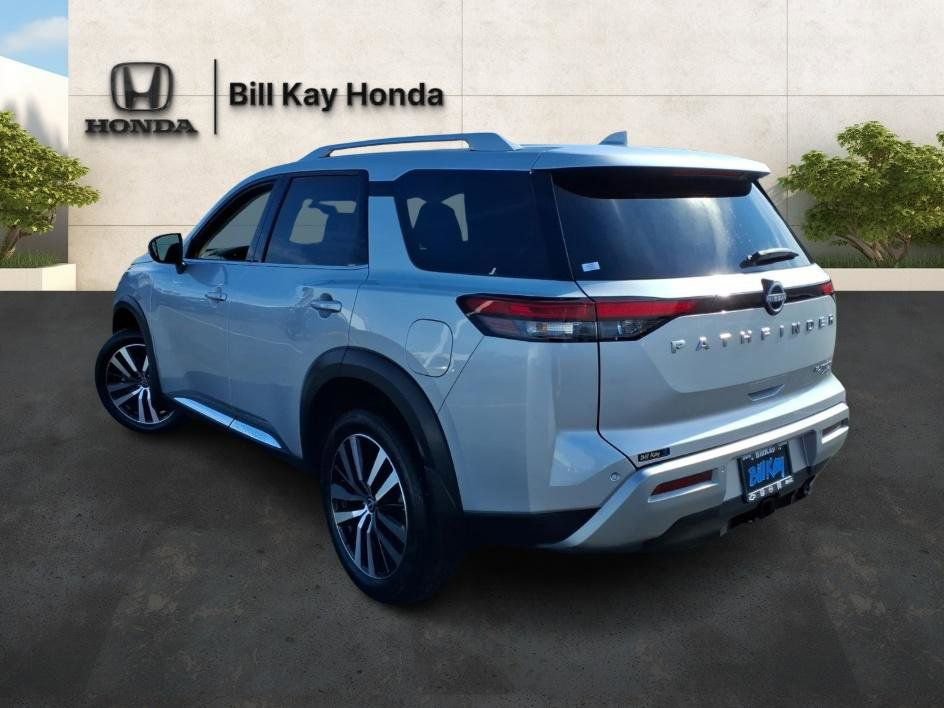 Used 2025 Nissan Pathfinder Platinum w/ Lighting Package (N92) image 6