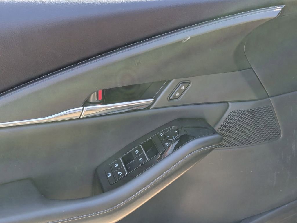 Used 2025 MAZDA CX-30 AWD 2.5 S w/ Preferred Package image 13