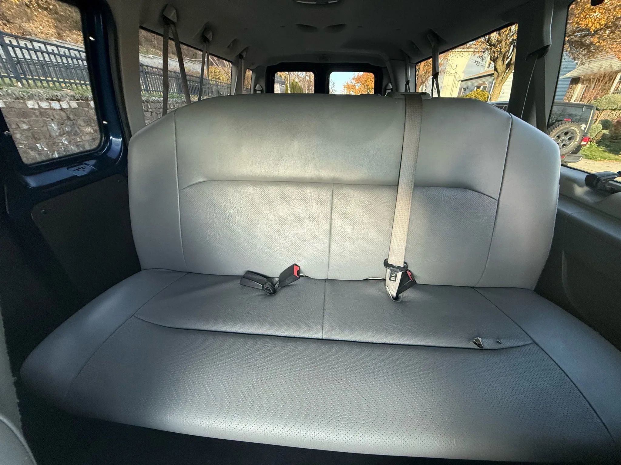 Used 2008 Ford E-350 and Econoline 350 XLT image 21