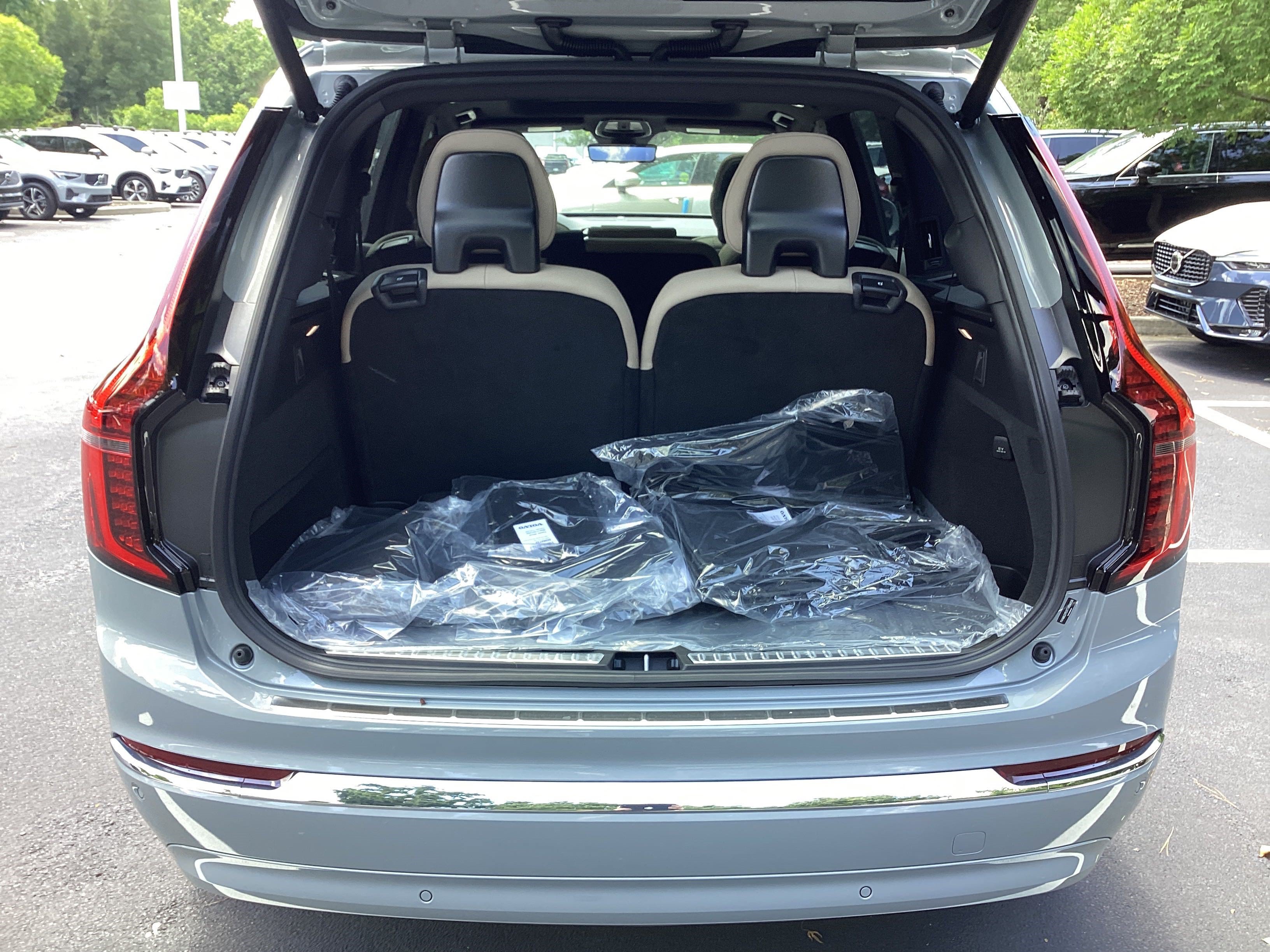 Certified 2026 Volvo XC90 B6 Plus w/ Protection Package Premier AWD/4WD image 35