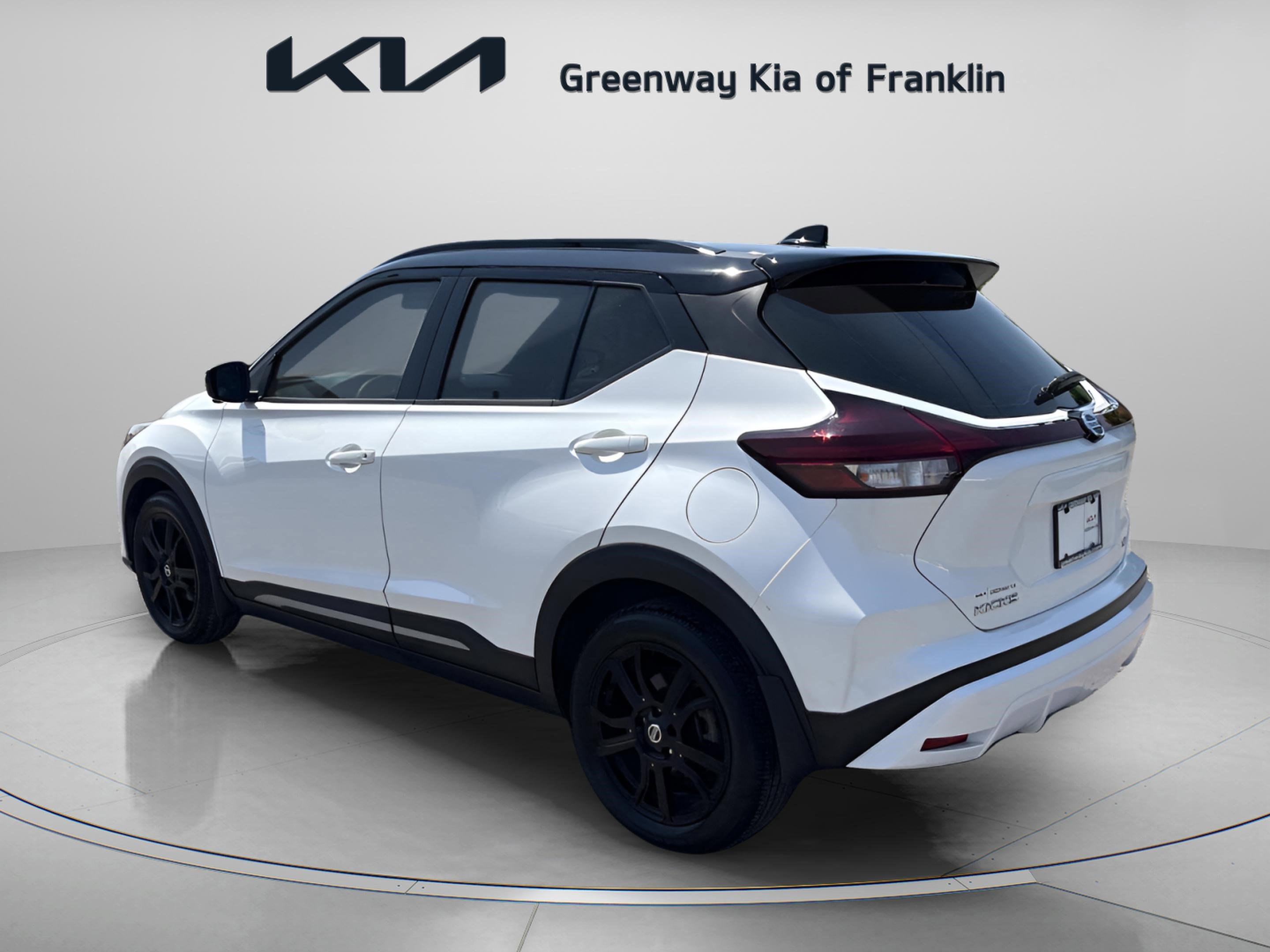Used 2021 Nissan Kicks SR image 5