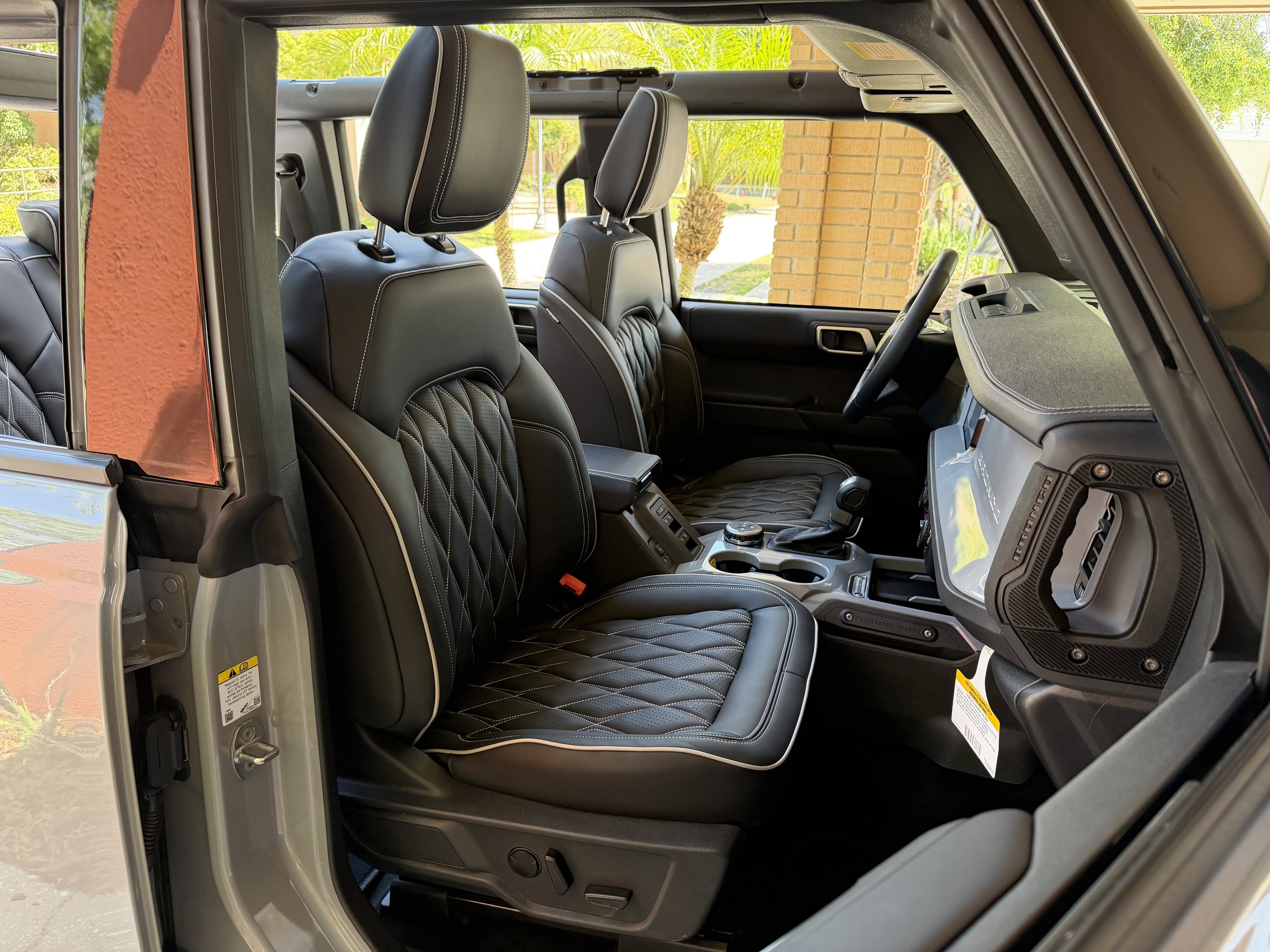 Used 2025 Ford Bronco Outer Banks AWD/4WD image 22