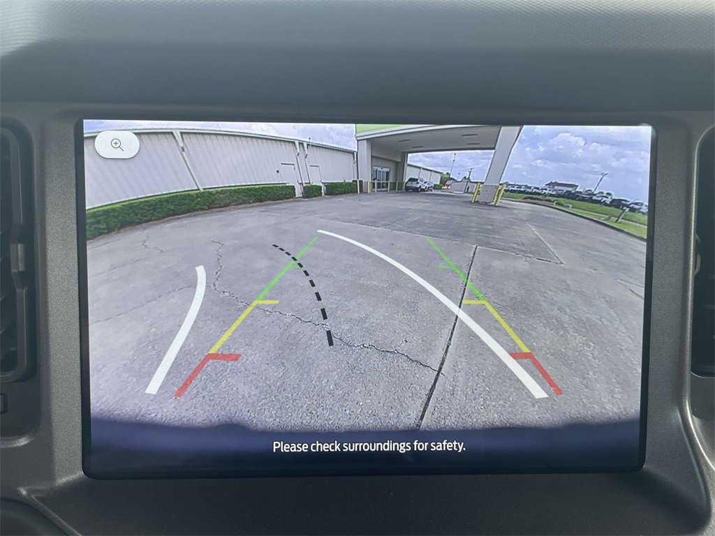 New 2025 Ford Bronco Base image 19