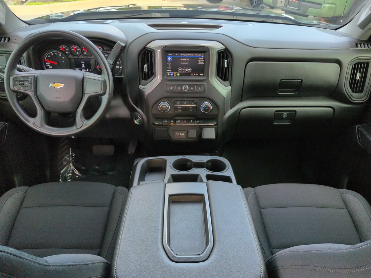 Used 2025 Chevrolet Silverado 1500 Custom RWD image 13