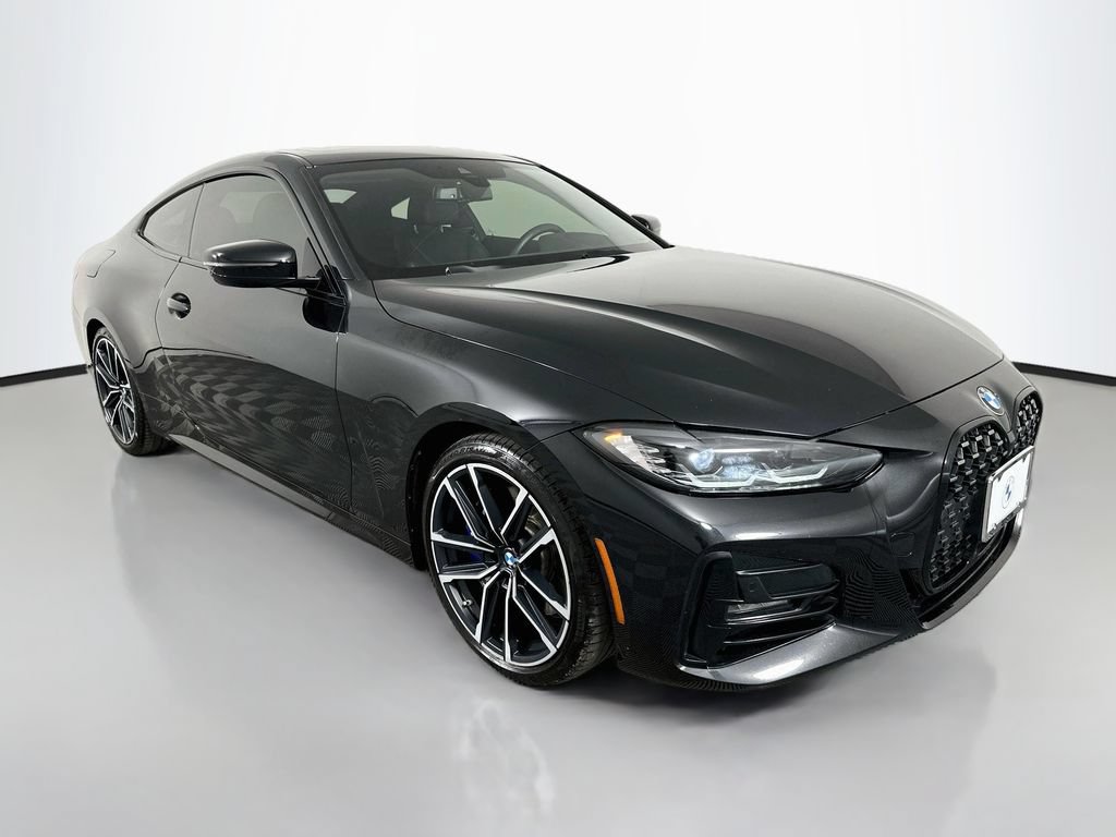 Used 2022 BMW 430i Coupe w/ M Sport Package RWD image 3