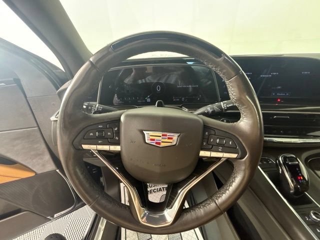 Used 2023 Cadillac Escalade Sport w/ LPO, ONYX Package AWD/4WD image 4