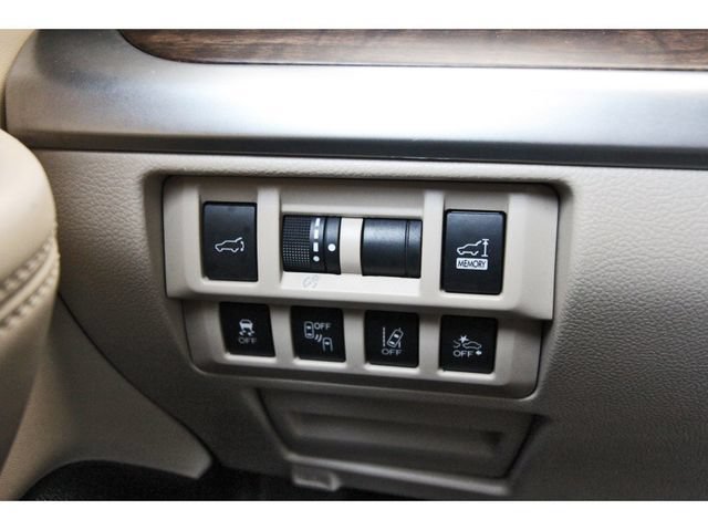 Used 2018 Subaru Outback 2.5i Limited AWD/4WD image 21