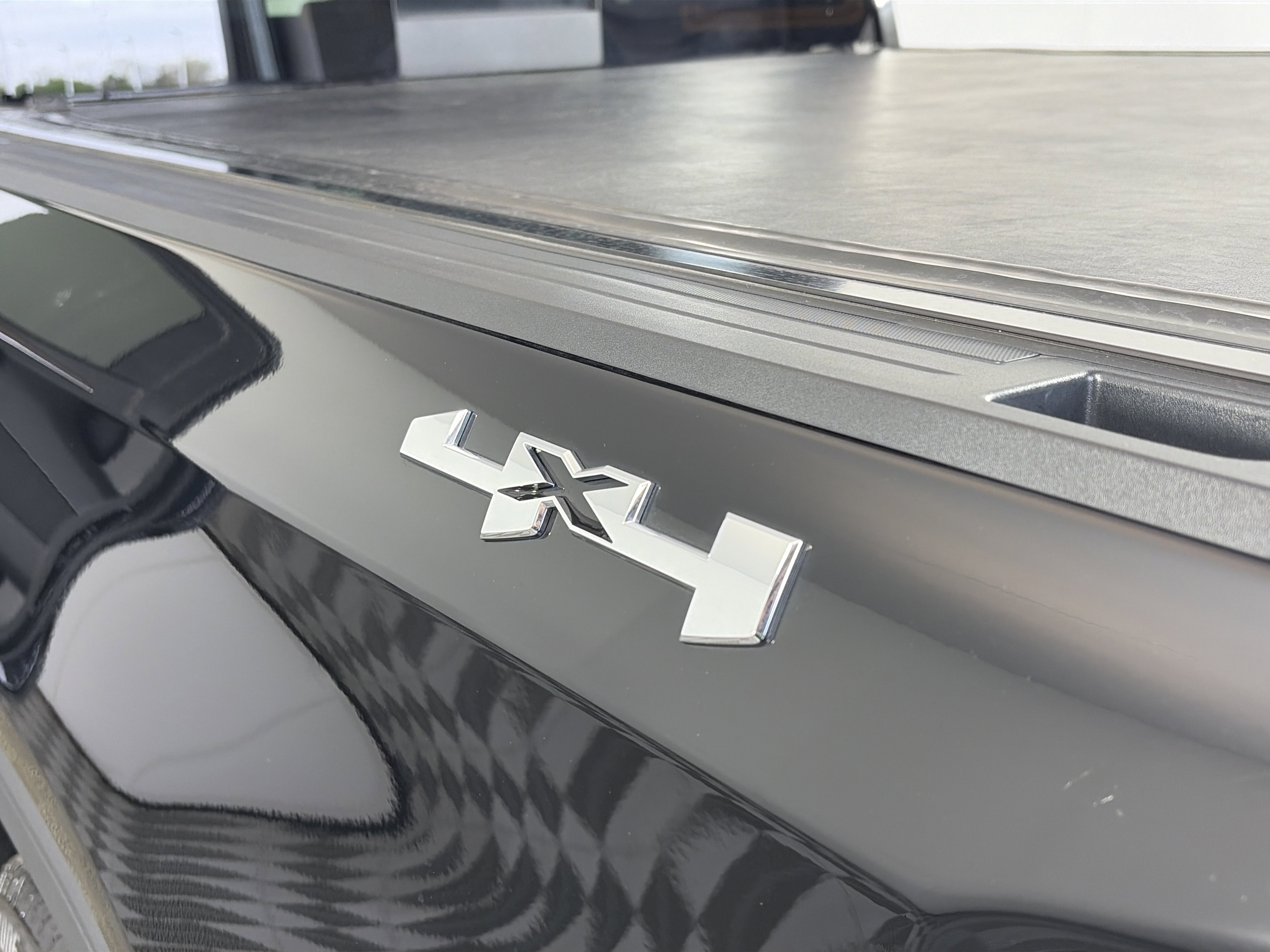 Certified 2024 GMC Sierra 1500 SLT w/ SLT Premium Plus Package AWD/4WD image 18