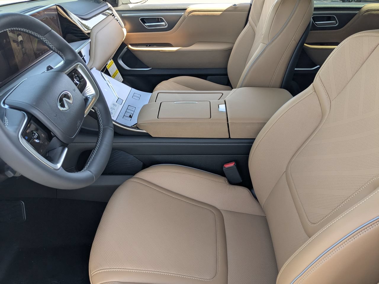 Certified 2026 INFINITI QX80 Luxe RWD image 13