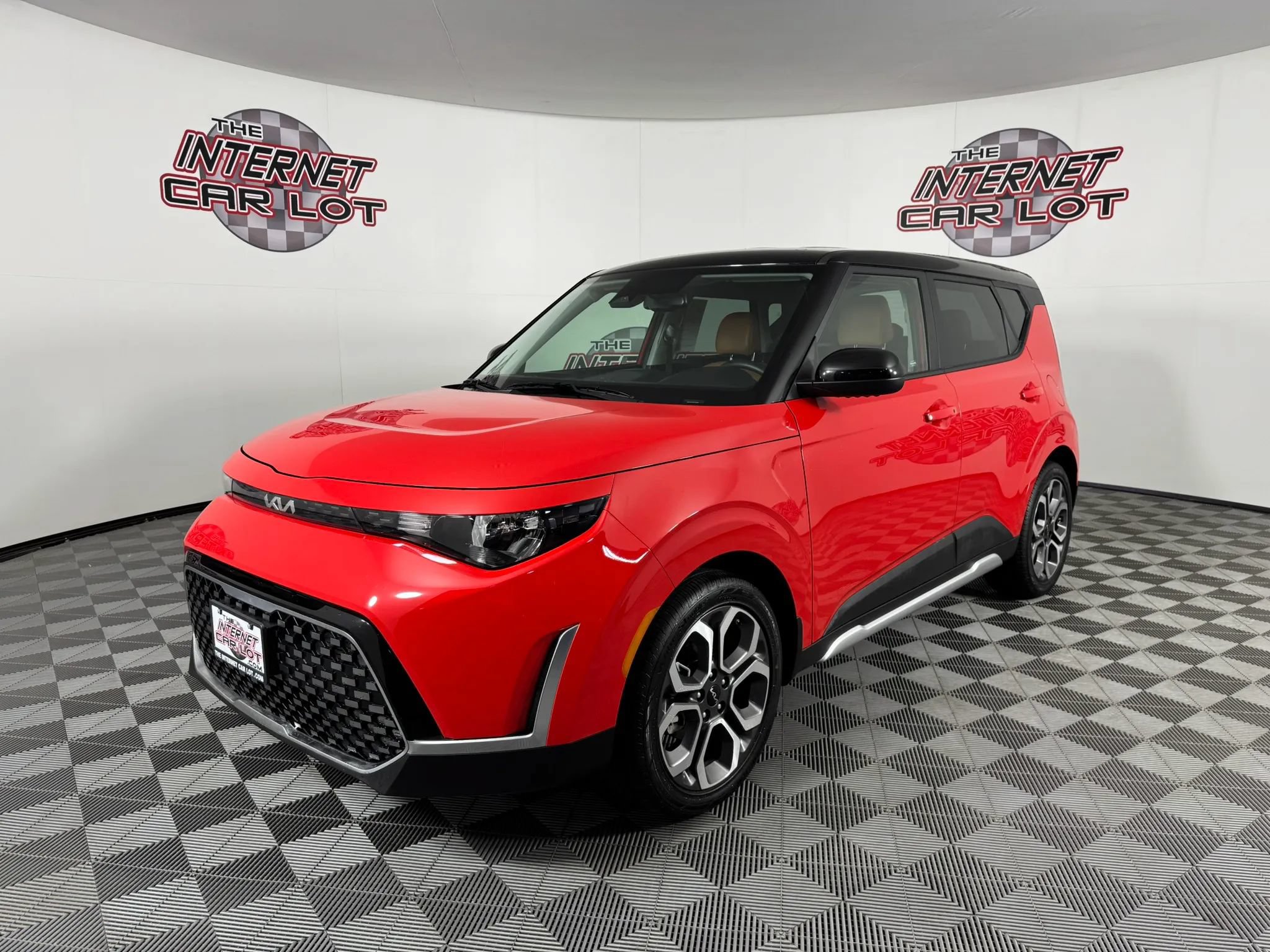 Used 2025 Kia Soul EX FWD image 3