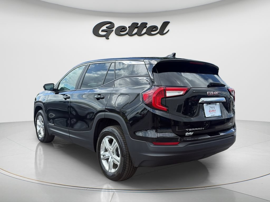 Used 2024 GMC Terrain SLE AWD/4WD image 7