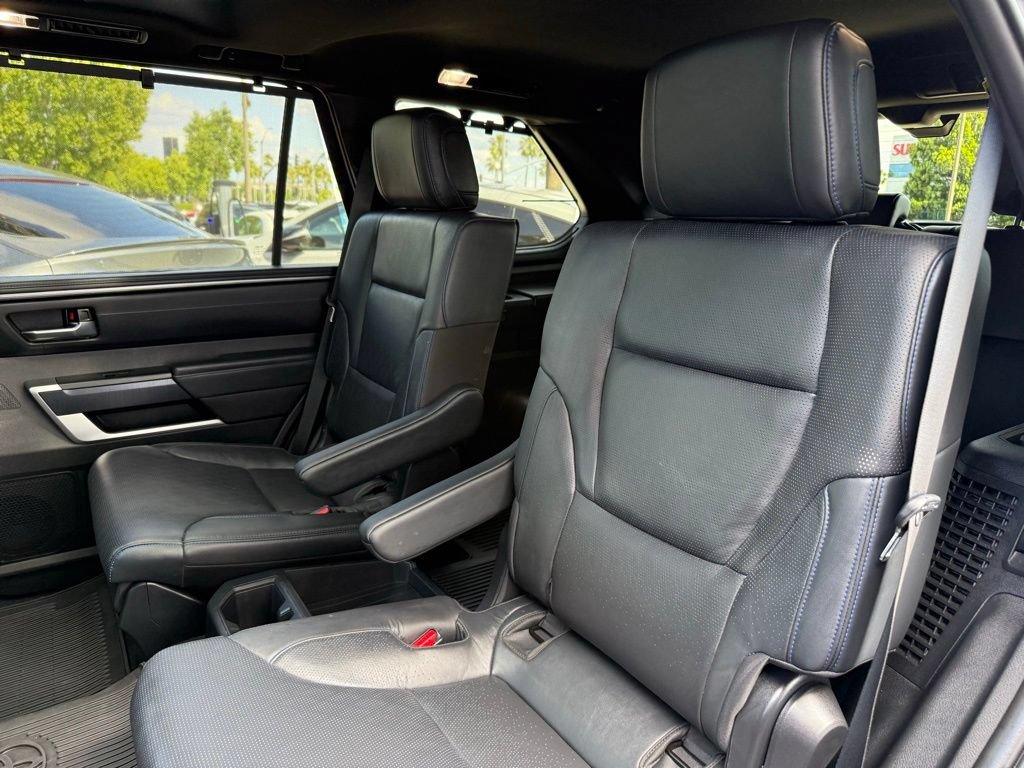 Used 2025 Toyota Sequoia Platinum AWD/4WD image 15