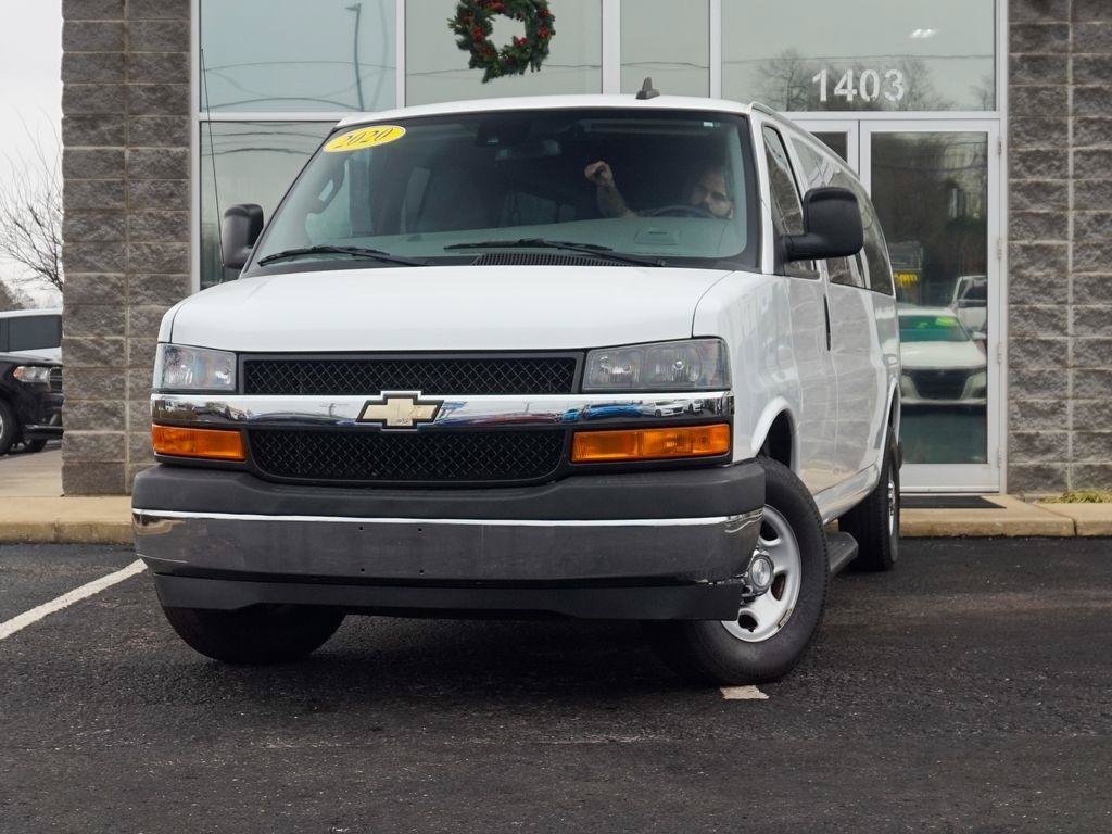 Used 2020 Chevrolet Express 3500 LT w/ LT Preferred Equipment Group RWD image 7