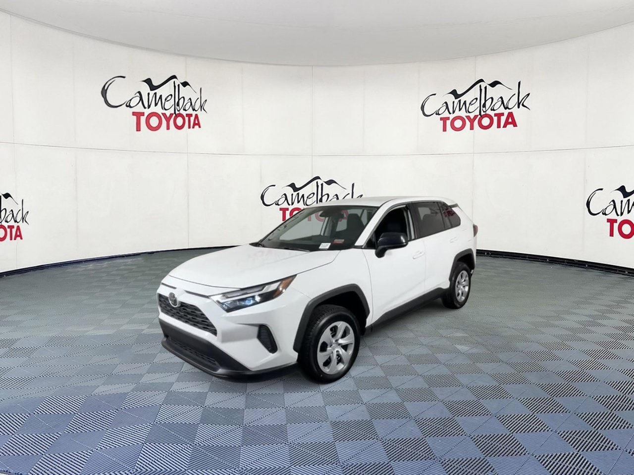 Used 2025 Toyota RAV4 LE FWD image 6