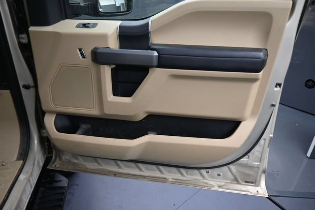Used 2017 Ford F250 XLT w/ XLT Value Package AWD/4WD image 13