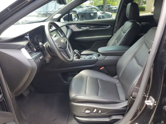 Certified 2024 Cadillac XT5 Premium Luxury w/ Technology Package FWD image 16