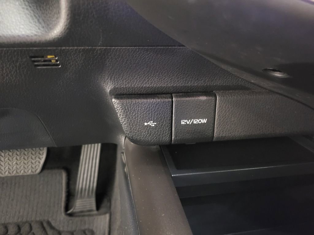 Used 2022 Toyota Camry LE image 8