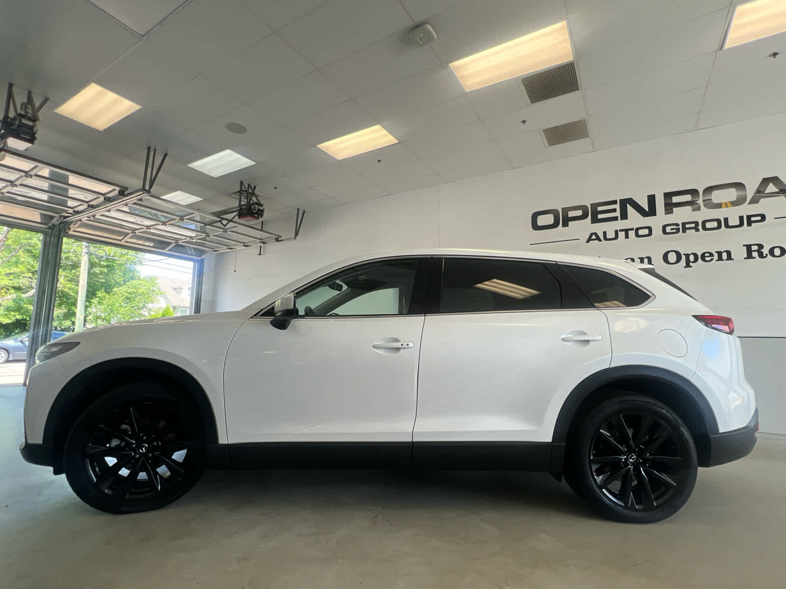 Certified 2023 MAZDA CX-9 Touring Plus AWD/4WD image 3