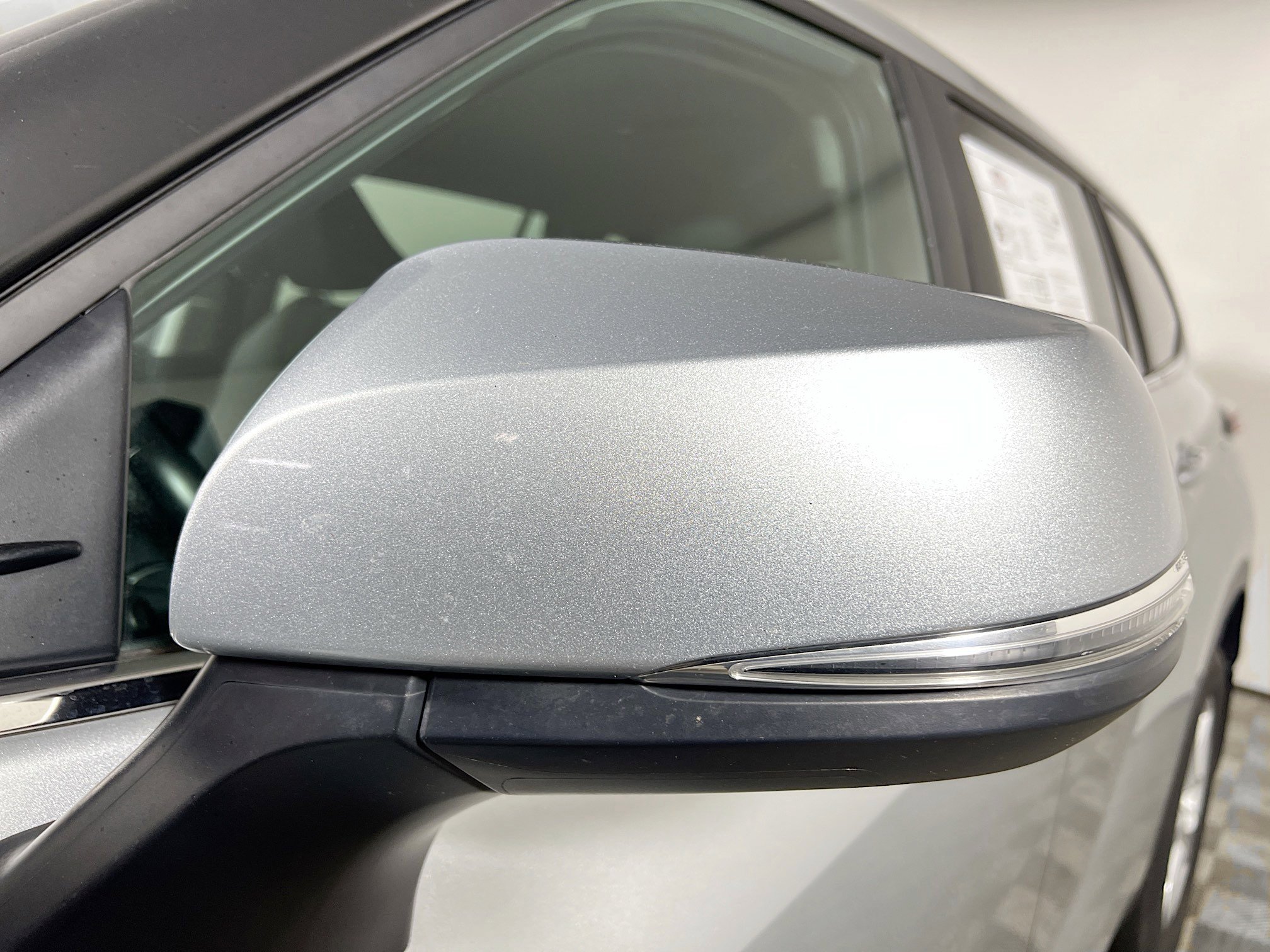 Used 2024 Toyota Highlander LE image 37