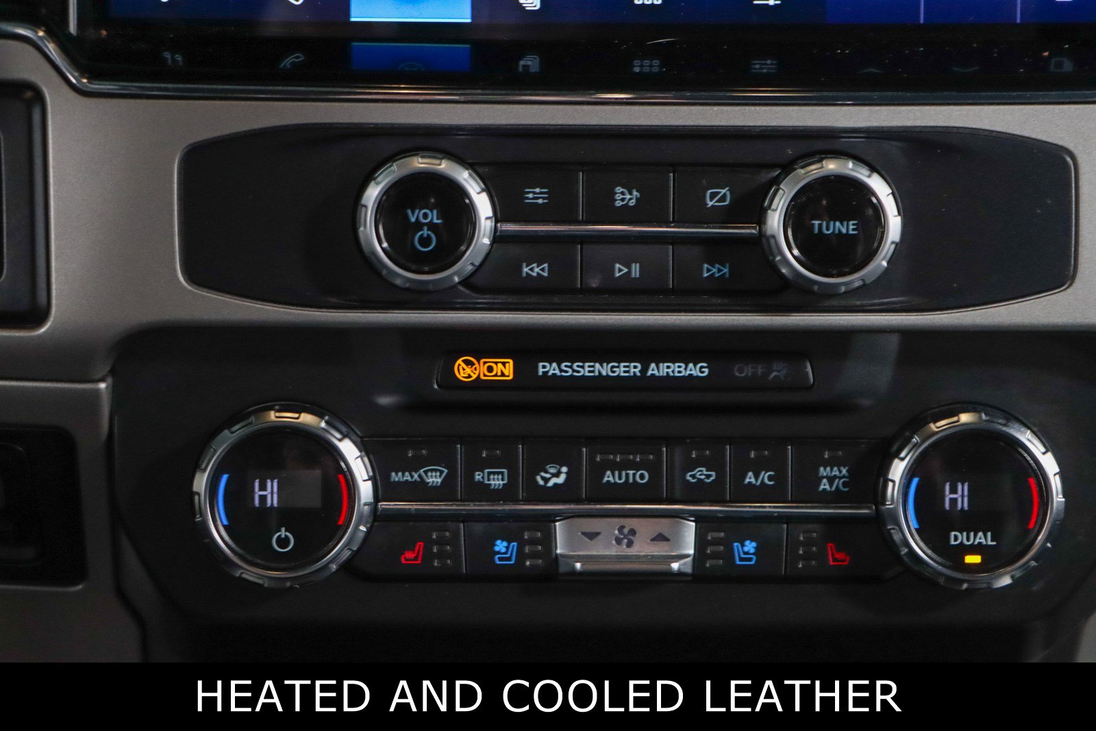 Used 2022 Ford F350 Lariat w/ Lariat Value Package AWD/4WD image 21