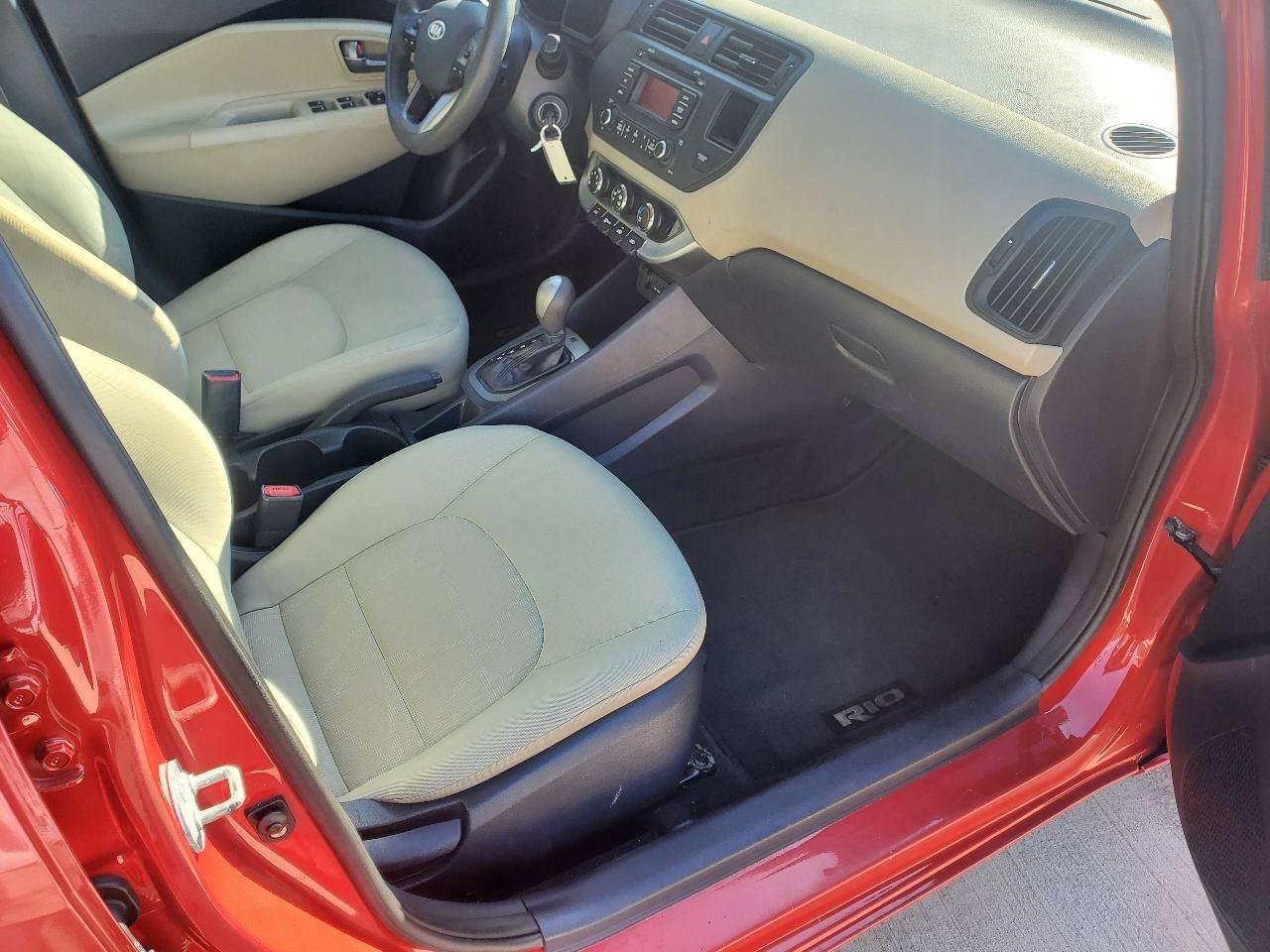Used 2013 Kia Rio LX w/ PWR Pkg FWD image 5