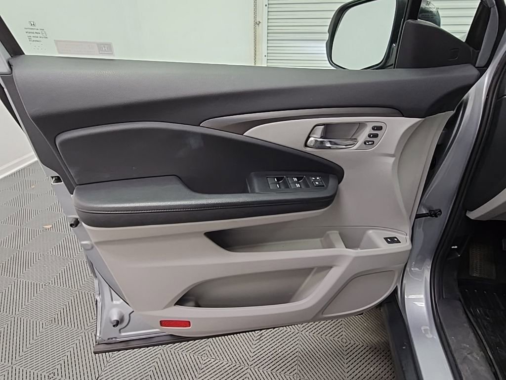 Used 2019 Honda Pilot EX-L image 25