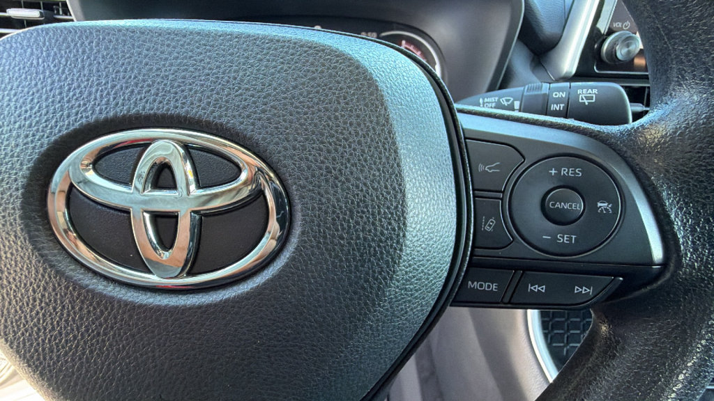 Certified 2025 Toyota RAV4 XLE AWD/4WD image 20