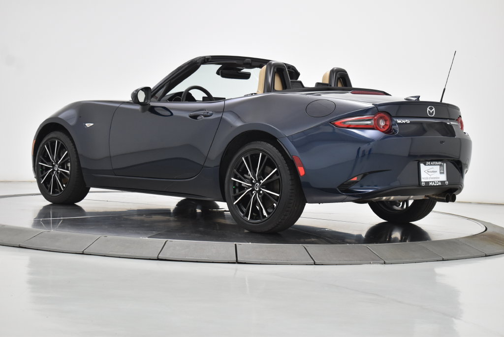Certified 2025 MAZDA MX-5 Miata Grand Touring RWD image 18
