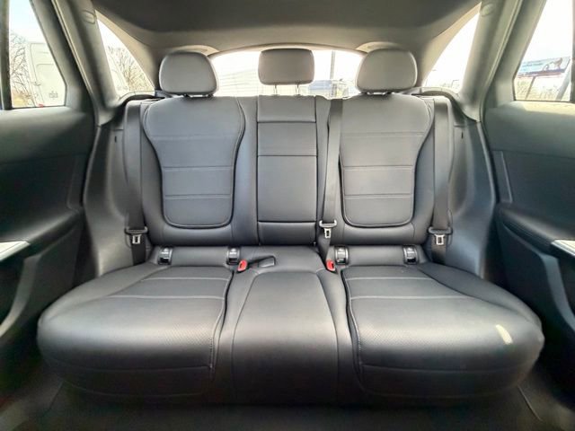 Used 2026 Mercedes-Benz GLC 300 4MATIC image 16