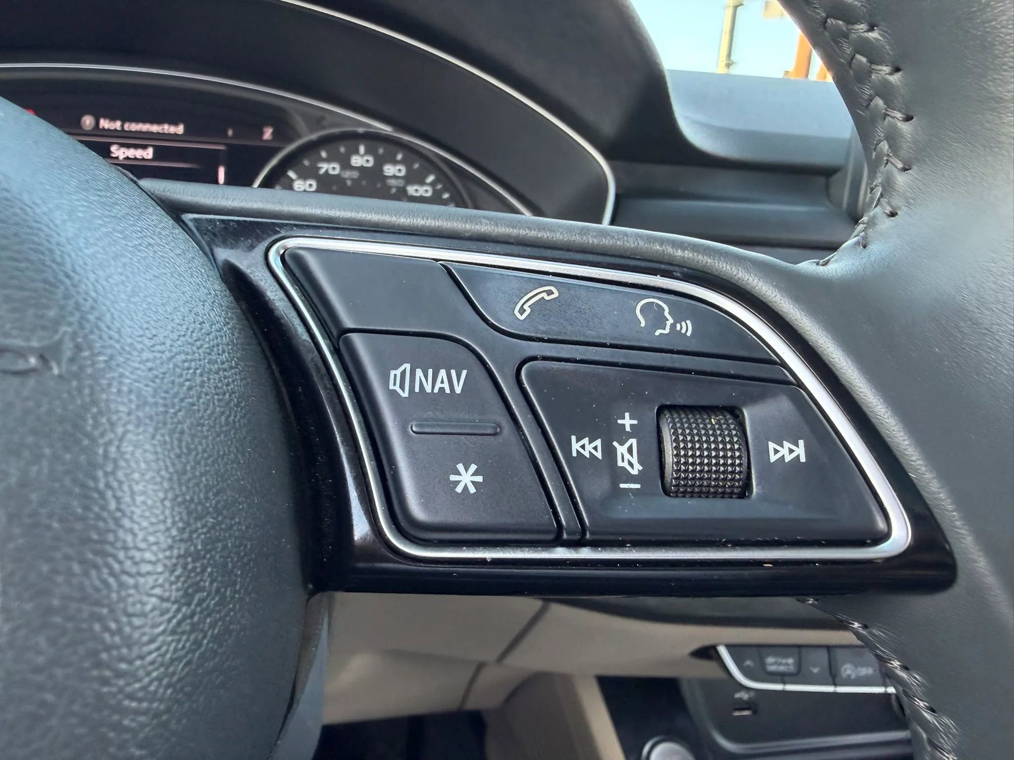 Used 2018 Audi A4 2.0T Ultra Premium w/ Convenience Package FWD image 34