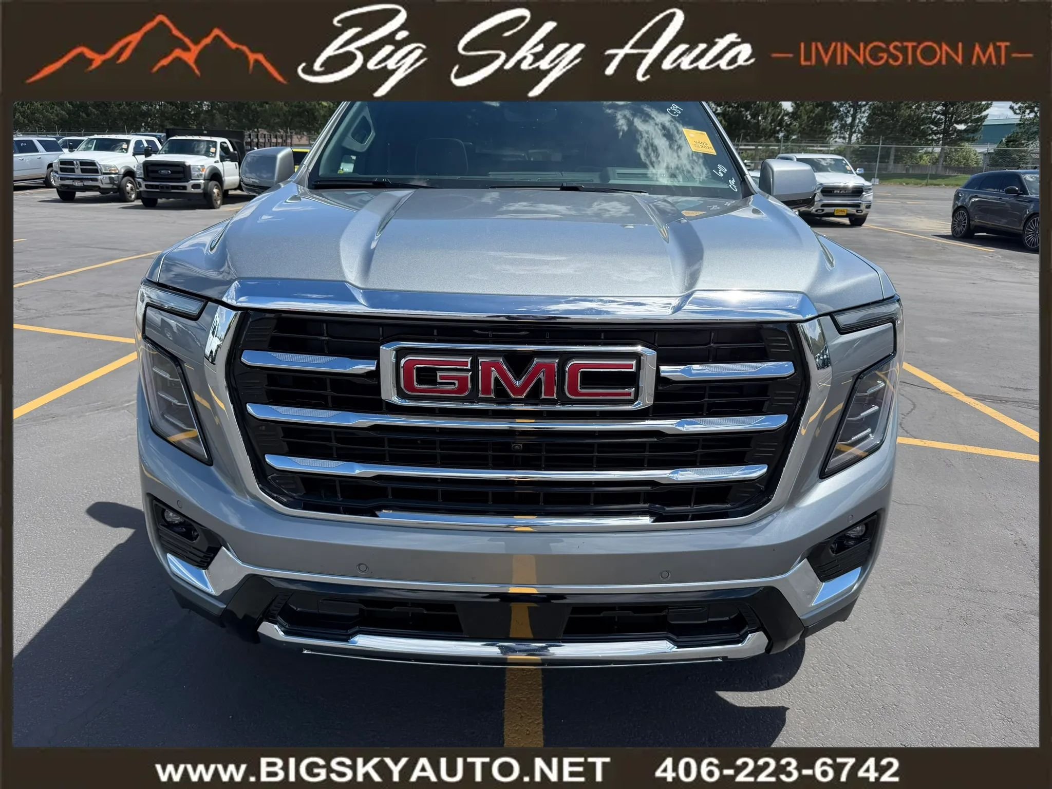 Used 2026 GMC Yukon XL Elevation w/ Elevation Premium Package AWD/4WD image 2