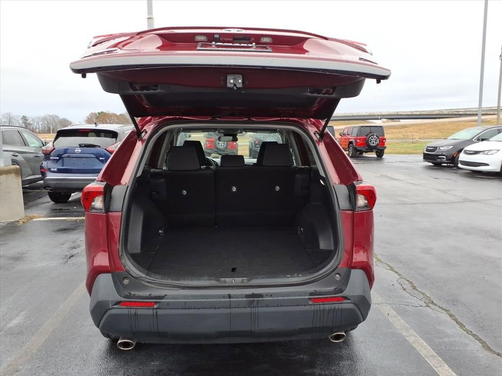 Used 2023 Toyota RAV4 XLE image 6