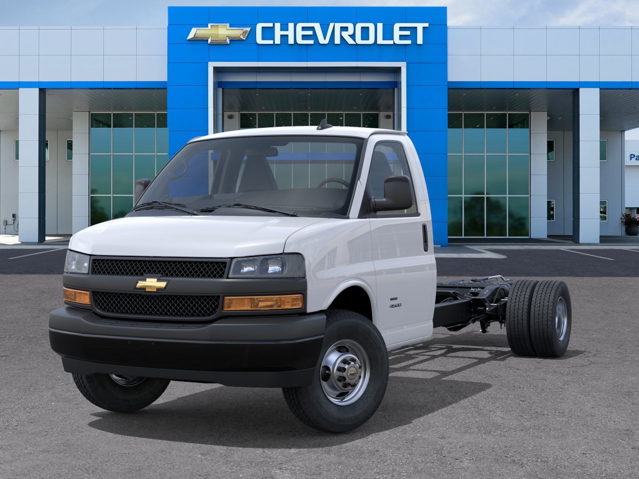 New 2025 Chevrolet Express 4500 w/ Power Convenience Package RWD image 6