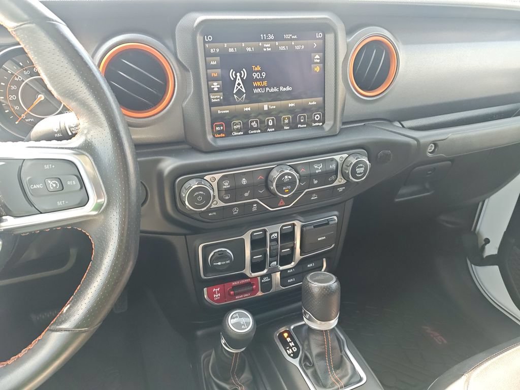Used 2023 Jeep Gladiator Mojave w/ LED Lighting Group AWD/4WD image 20