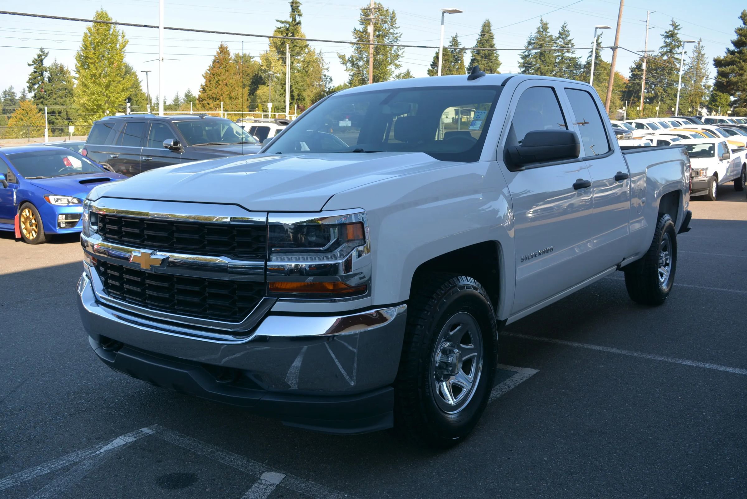 Used 2018 Chevrolet Silverado 1500 LS w/ Trailering Package image 3