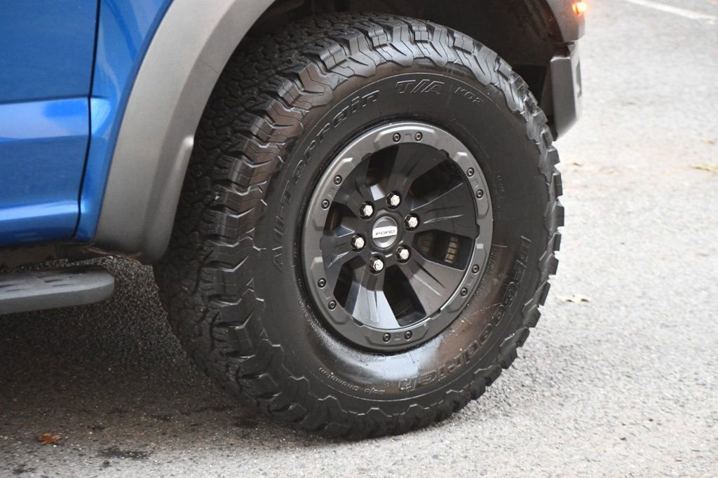 Used 2018 Ford F150 Raptor w/ Equipment Group 802A Luxury image 17