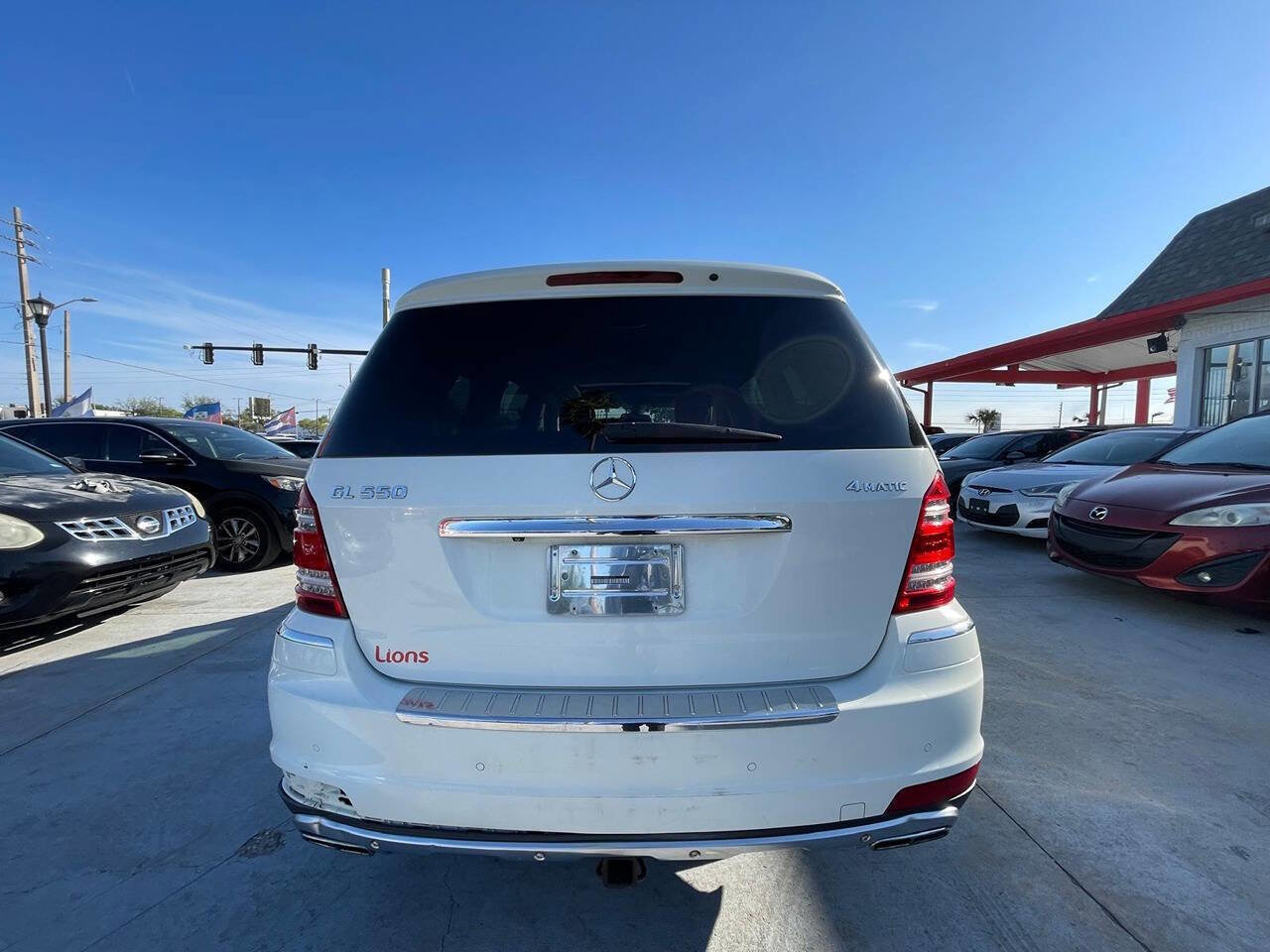 Used 2010 Mercedes-Benz GL 550 4MATIC image 5