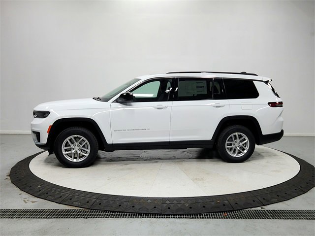 New 2025 Jeep Grand Cherokee L Laredo image 4