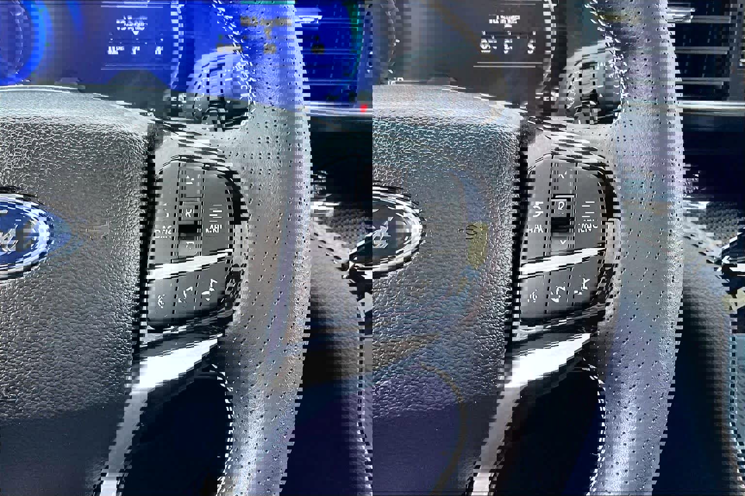 Used 2023 Ford Explorer ST w/ Equipment Group 401A image 28