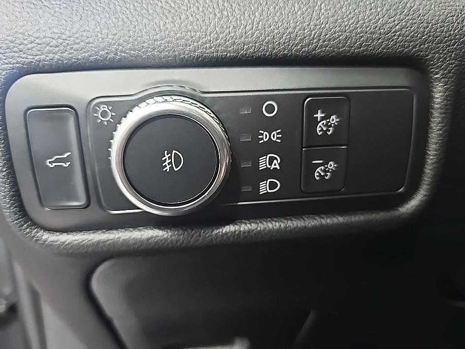 Used 2022 Ford Explorer ST w/ Equipment Group 401A image 14