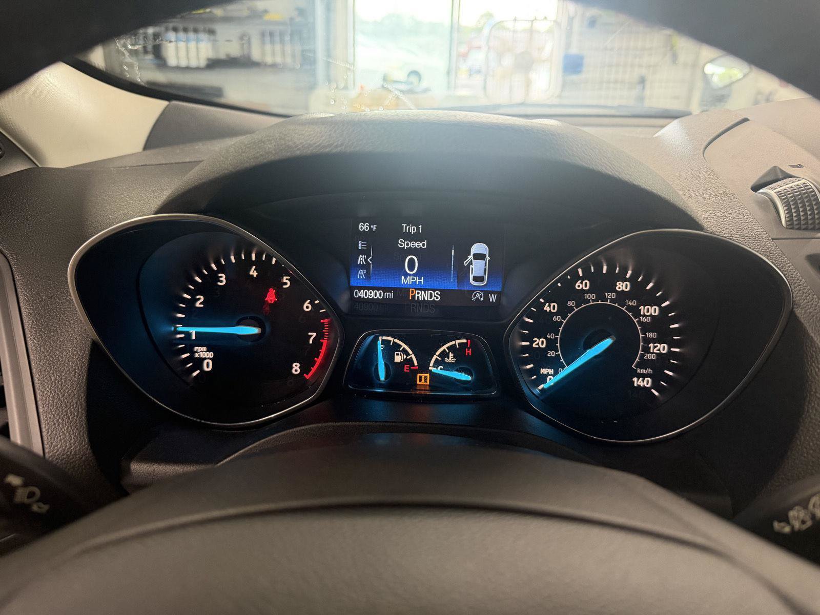 Used 2019 Ford Escape SEL AWD/4WD image 16