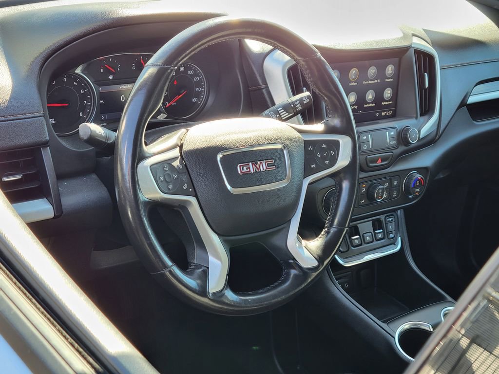 Used 2021 GMC Terrain SLT image 3