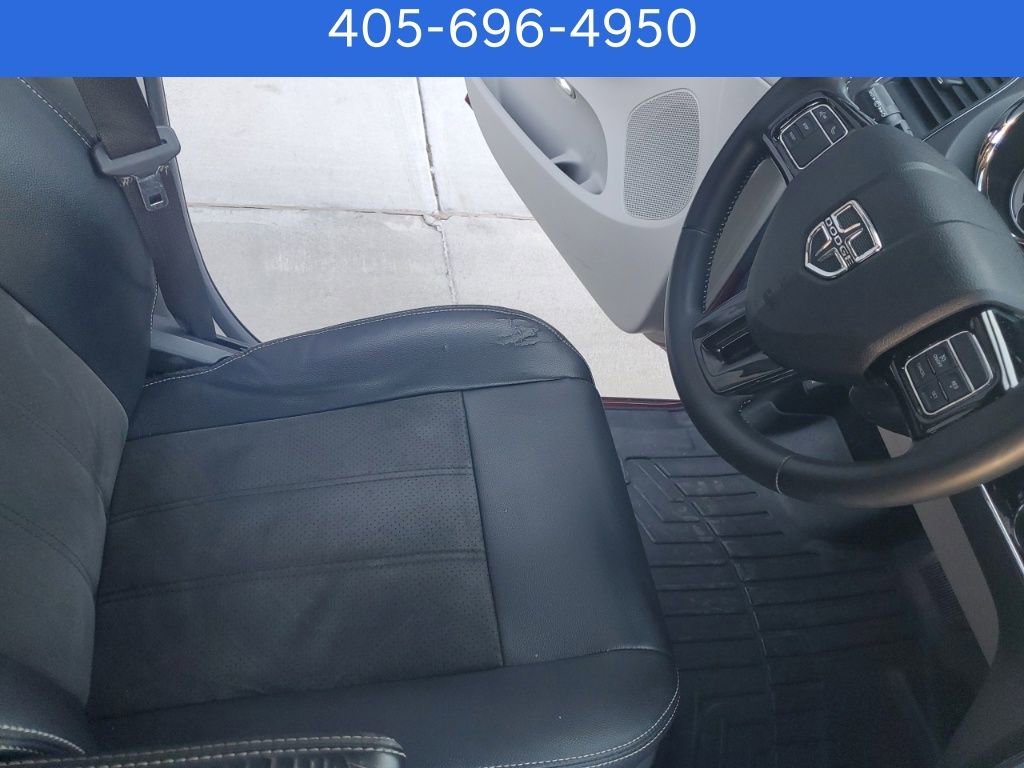 Used 2019 Dodge Grand Caravan SXT image 27
