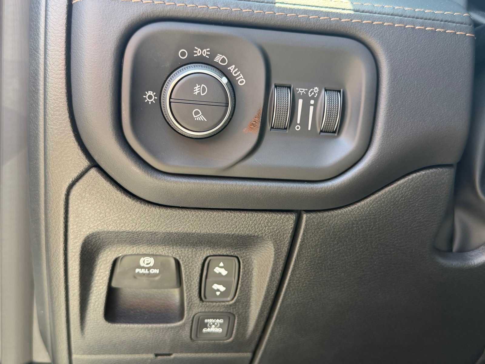 New 2026 RAM 1500 Tungsten AWD/4WD image 37
