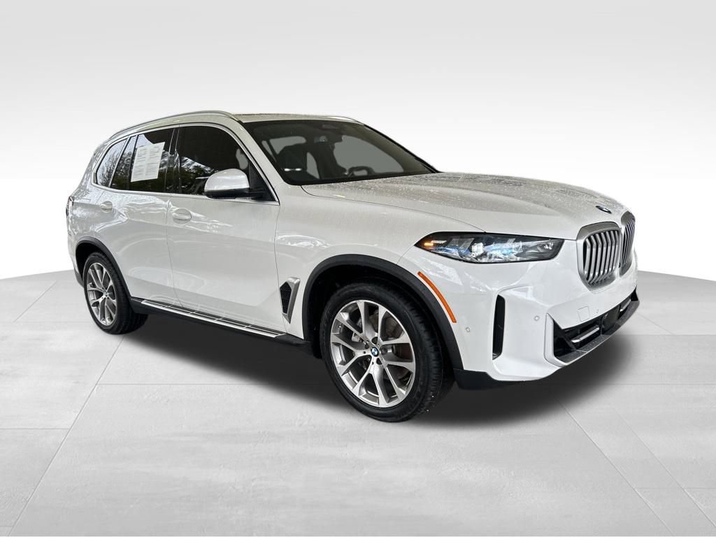 Used 2024 BMW X5 xDrive40i image 2