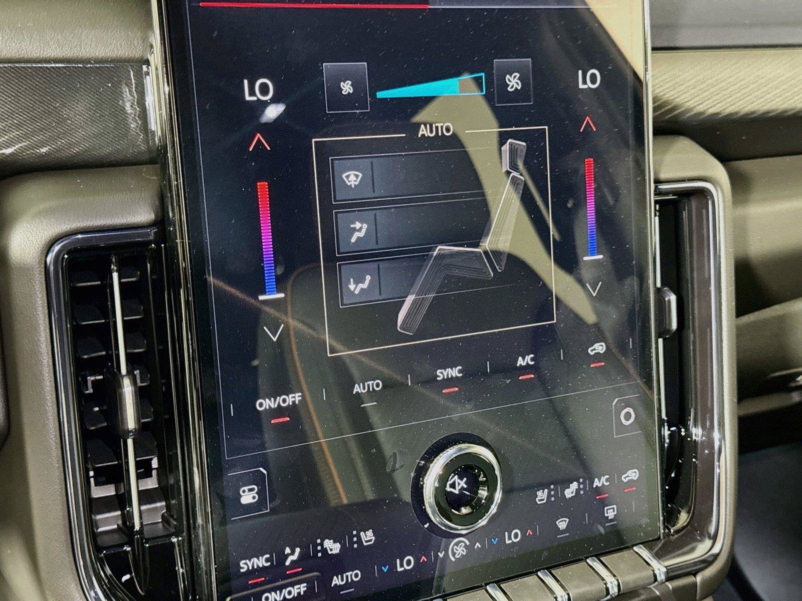 New 2026 GMC Yukon XL AT4 w/ AT4 Premium Package AWD/4WD image 10