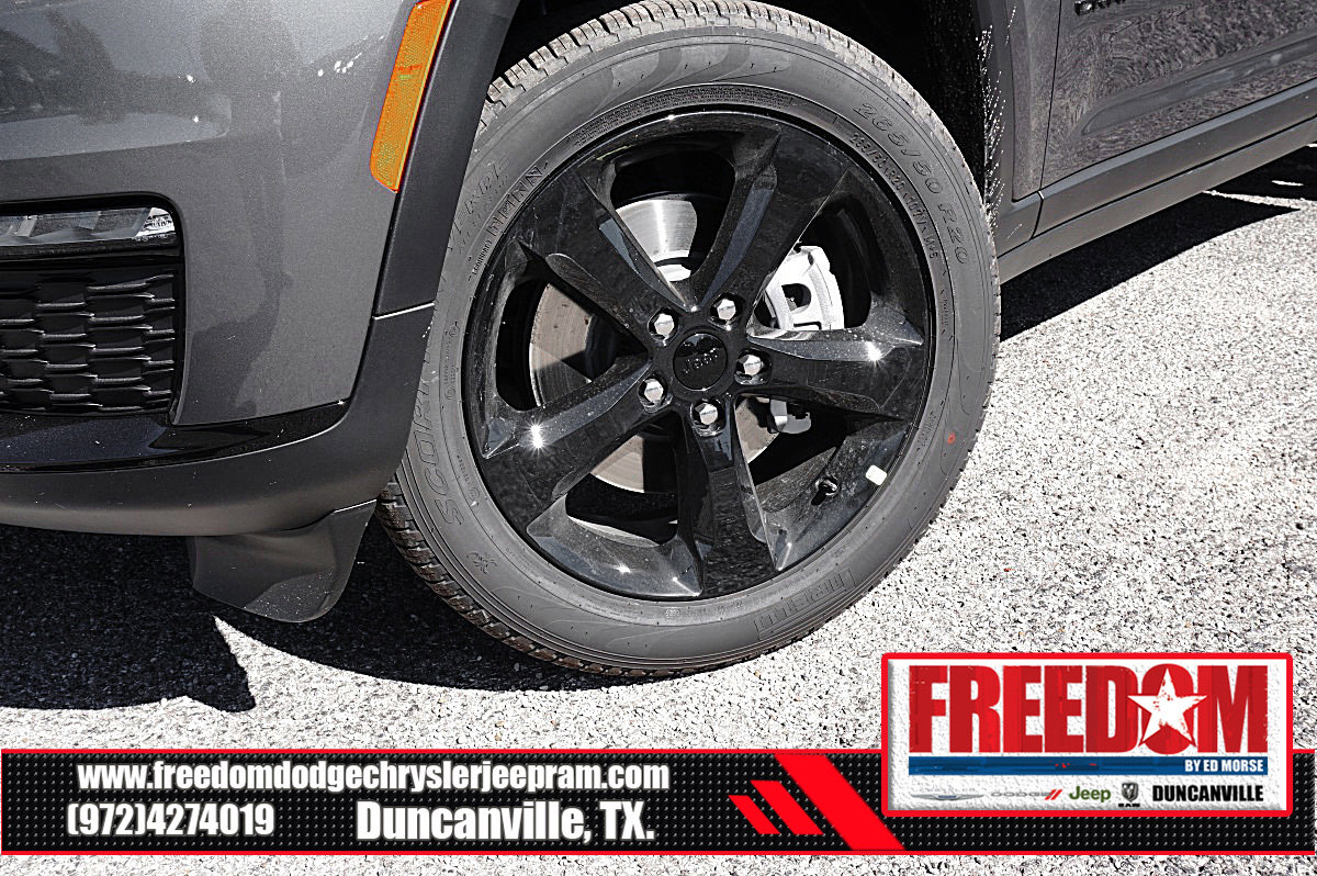 New 2025 Jeep Grand Cherokee L Limited w/ Black Appearance Package RWD image 9