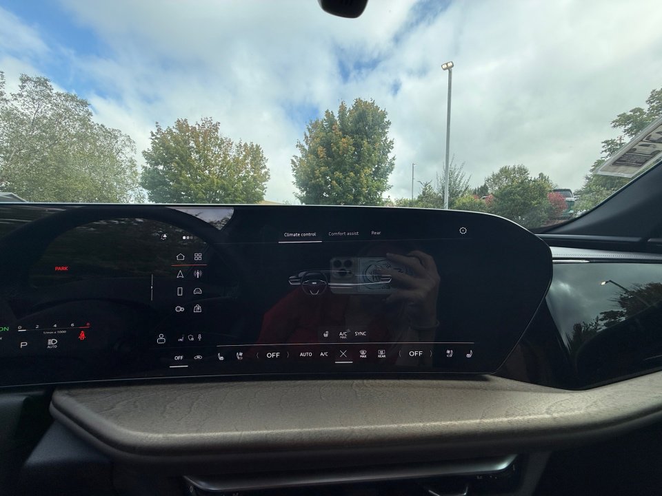 New 2025 Audi Q5 Premium Plus image 18